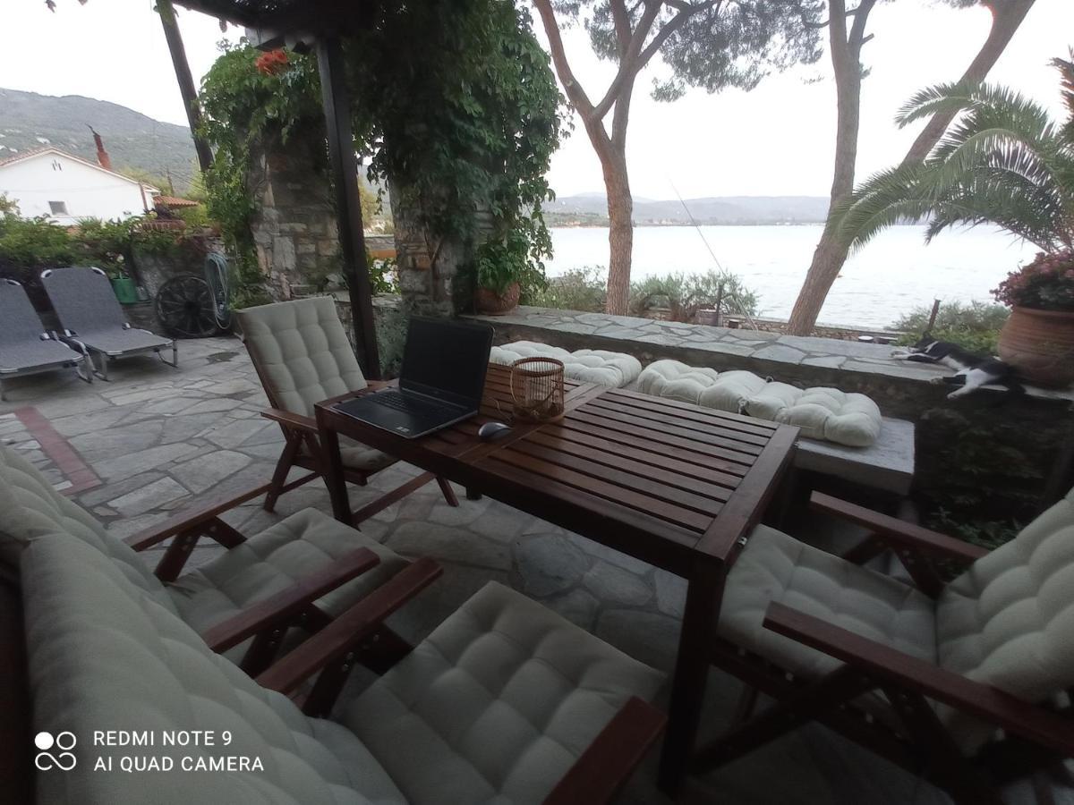 Natali'S Villa By The Sea 카토 가트제아 외부 사진
